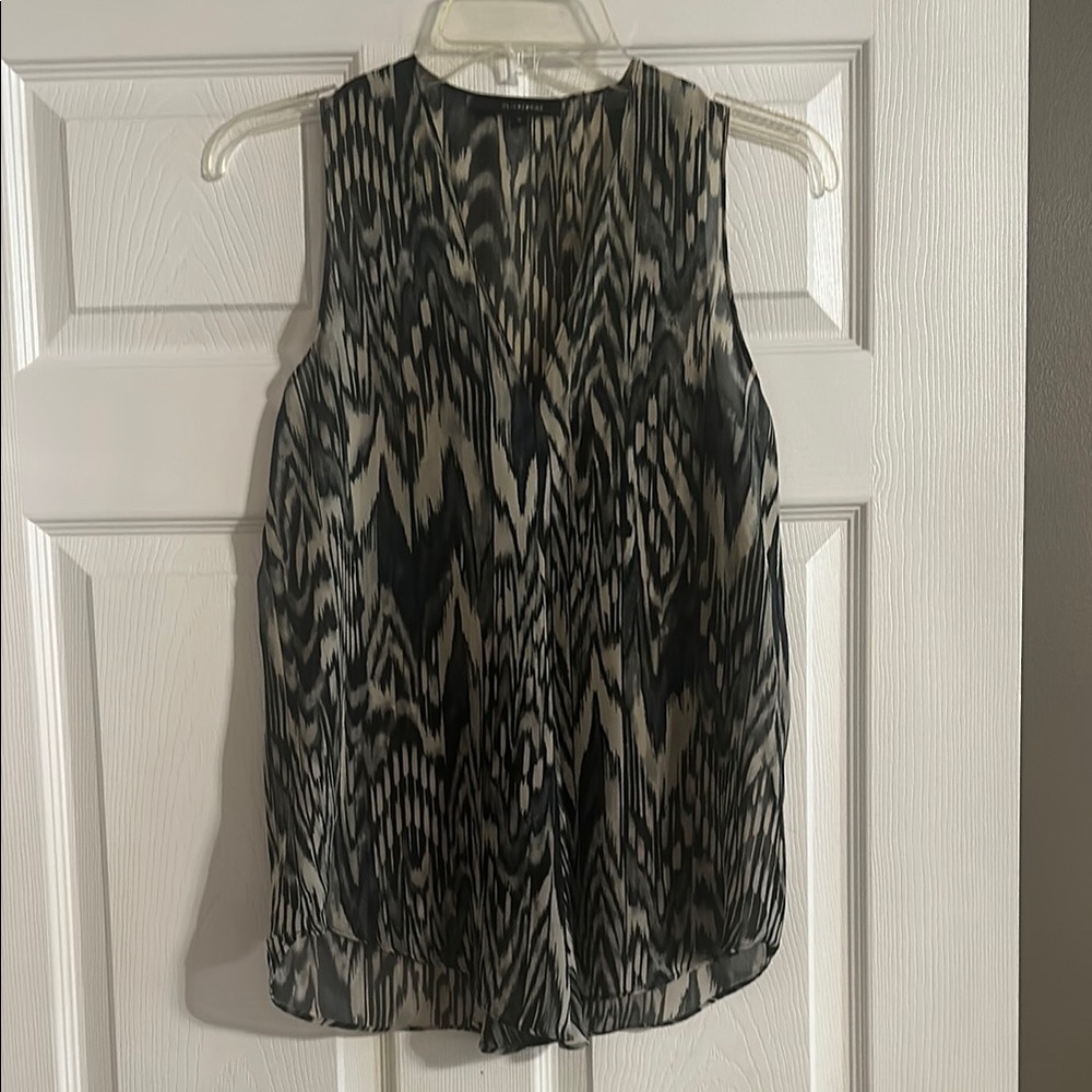 Stylish Black, Navy and Gray Sleeveless Top